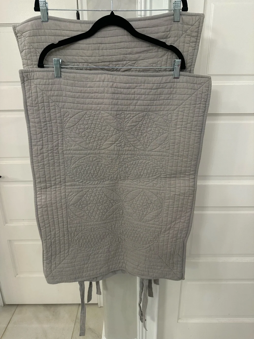 Pottery Barn Hanna Quilted Standard Pillow Sham Set Of 2 Linen Blend Smoke Gray